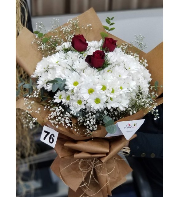 Papatya ve 3 Gül