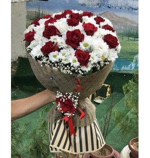 15 Gül ve Papatya Buketi