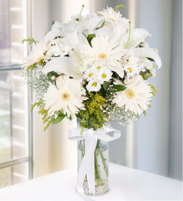 Gerbera Lilyum Vazoda